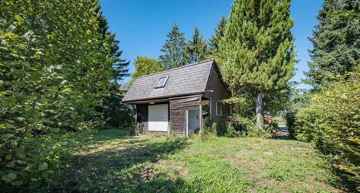 1190m² di terreno edificabile, foto 1 di 8