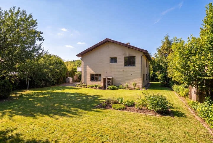 Casa singola di 7 ½ locali, foto 2 di 8