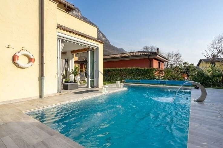 7 ½ rooms villa