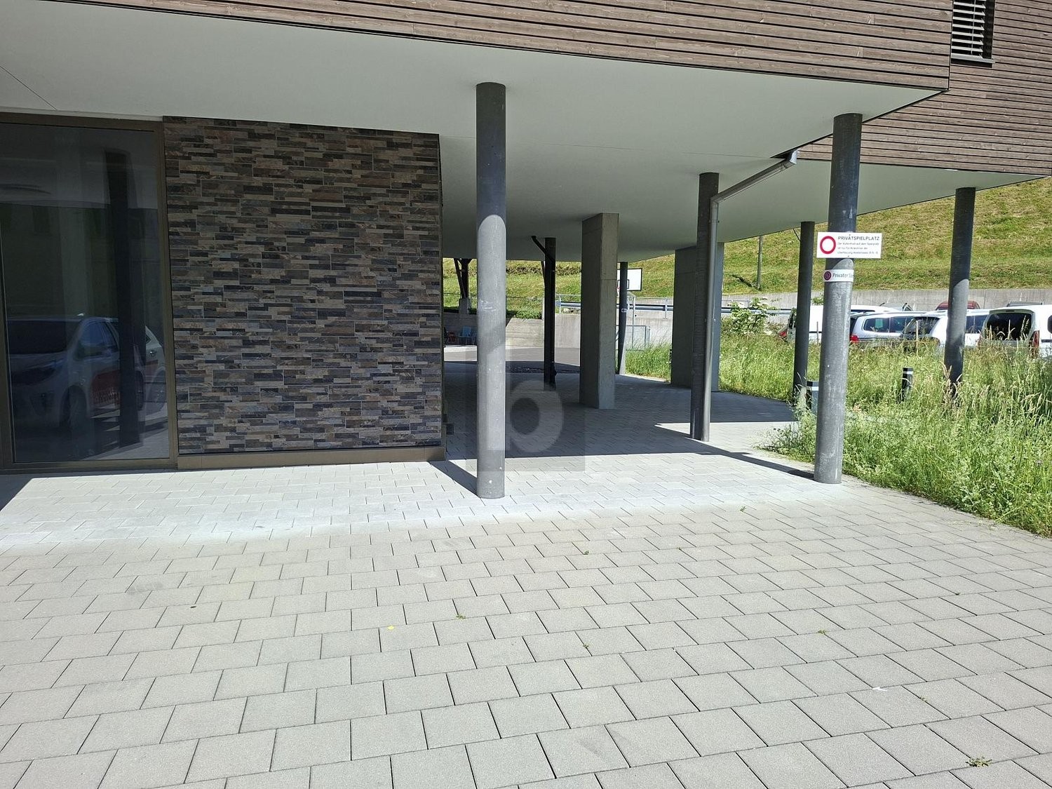 207m² office