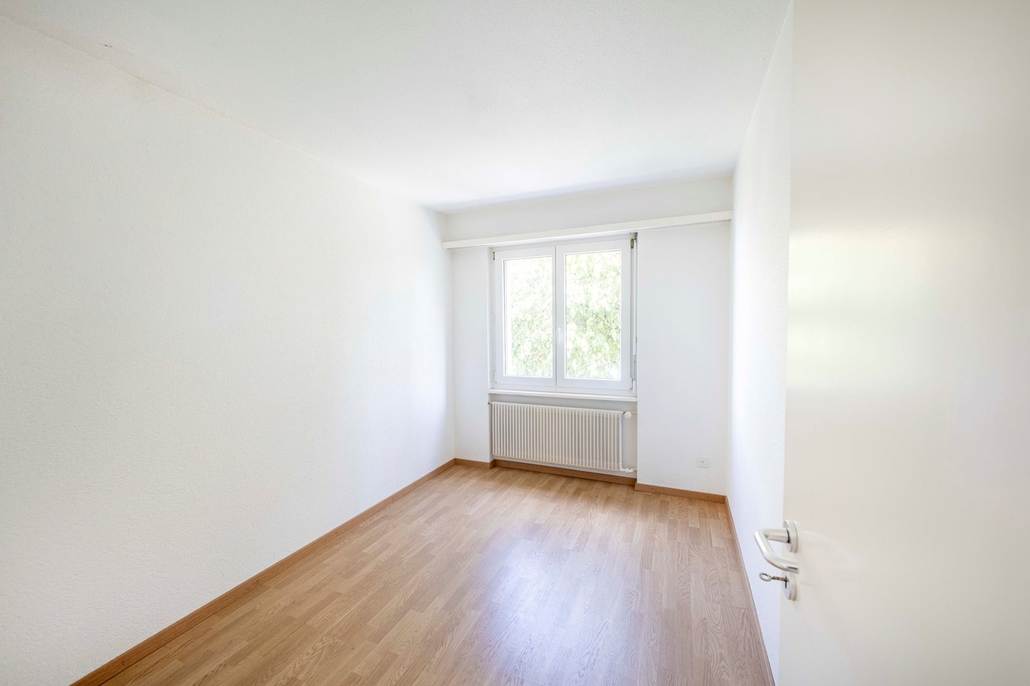 10 rooms single house