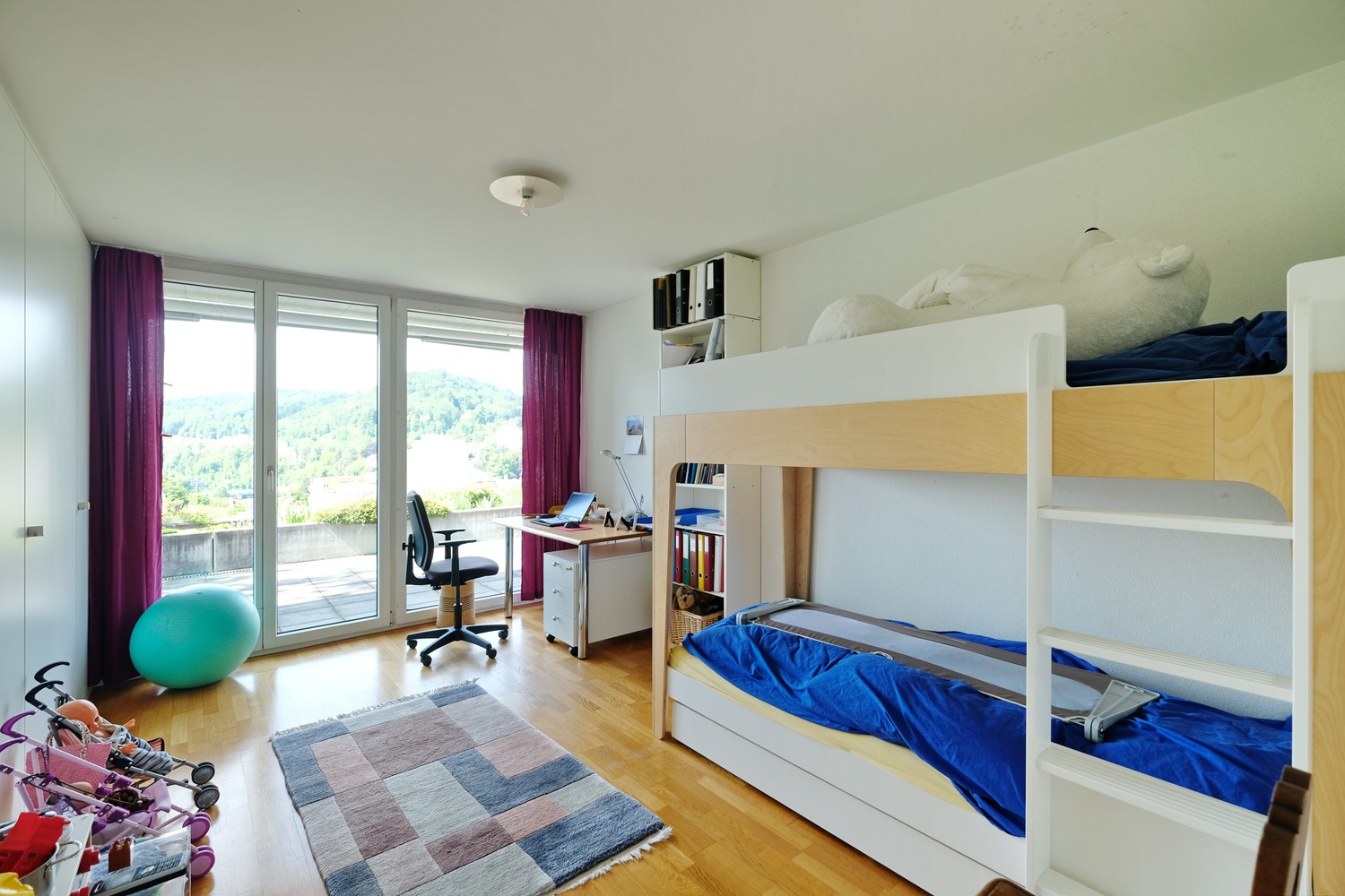 5 ½ rooms terrace flat