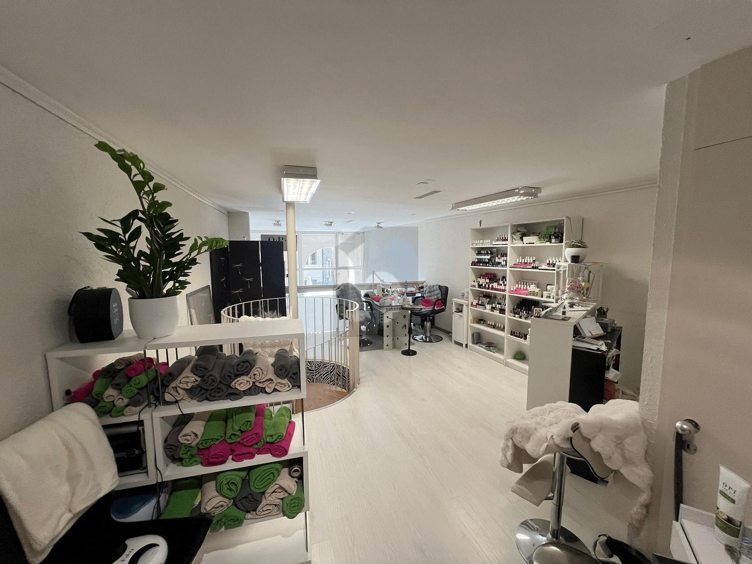 130m² Laden