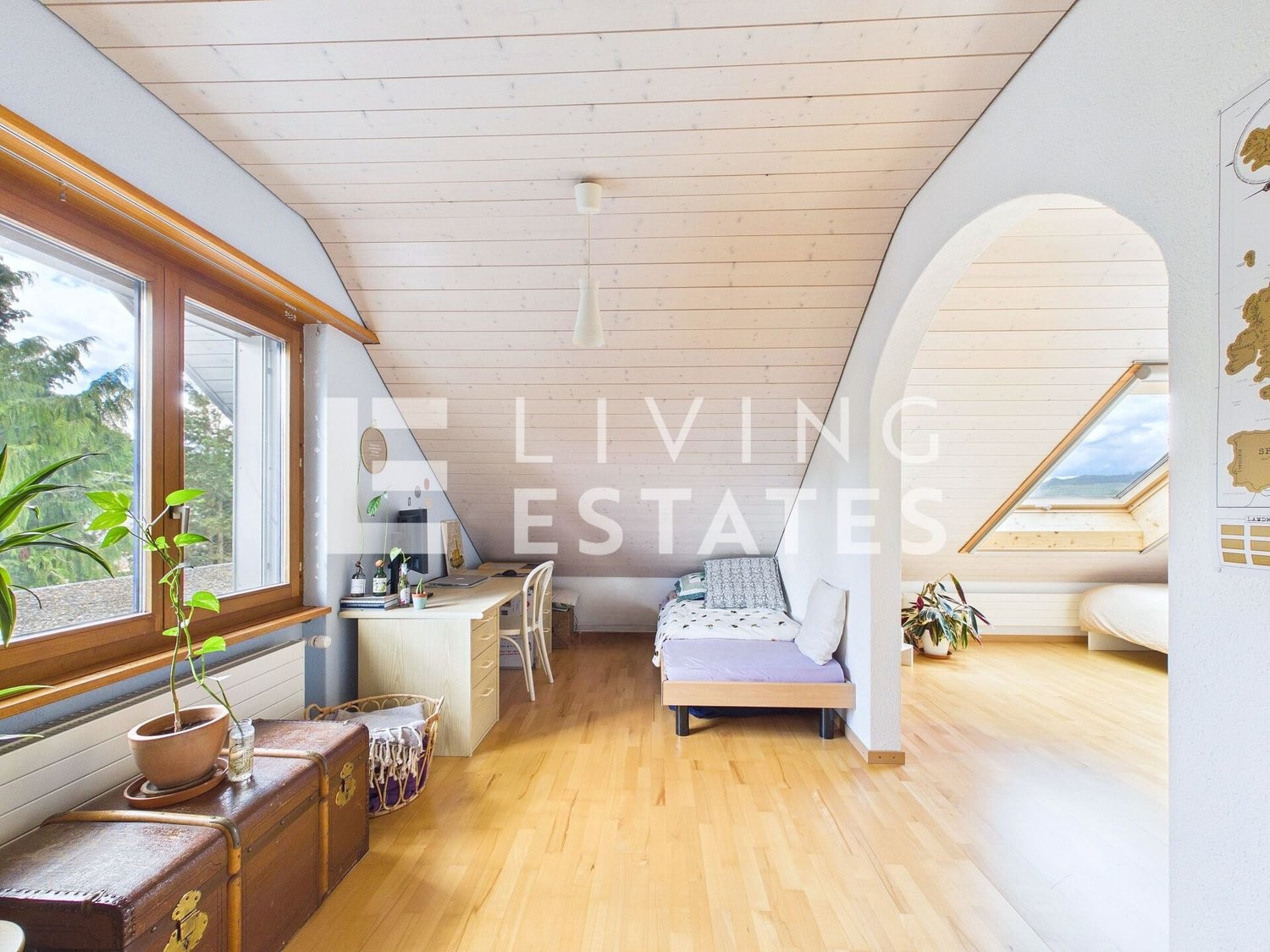 8 ½ rooms single house