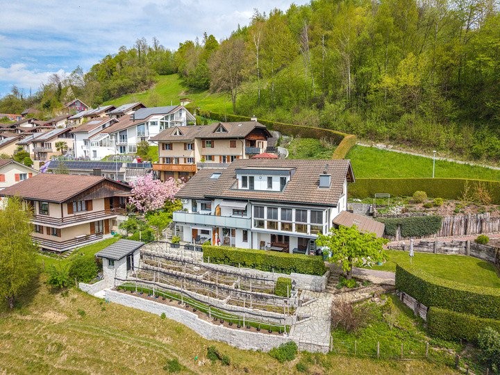 1852m² building land