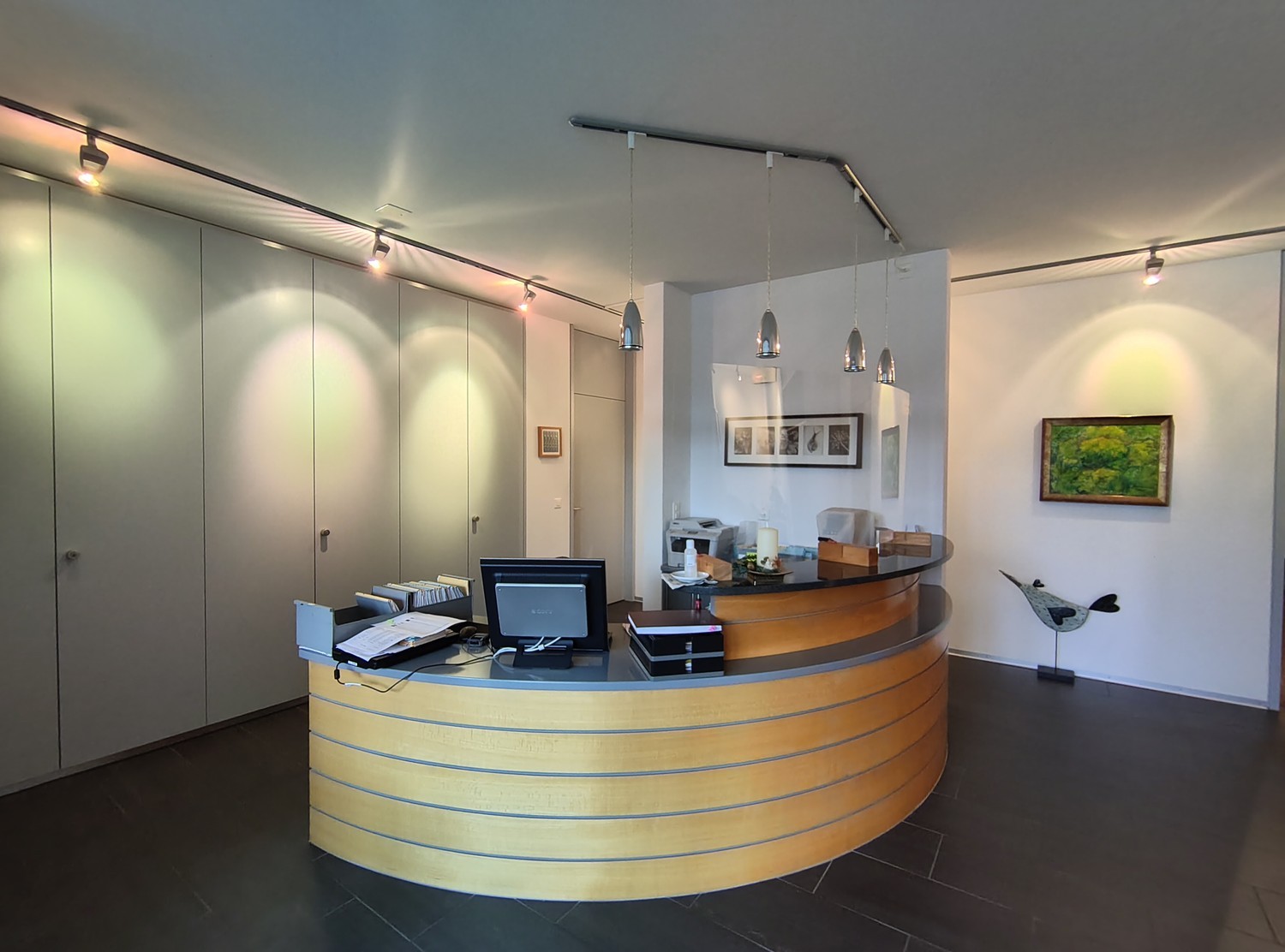 148m² commercial