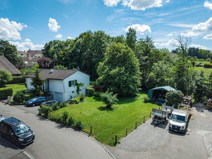 677m² building land