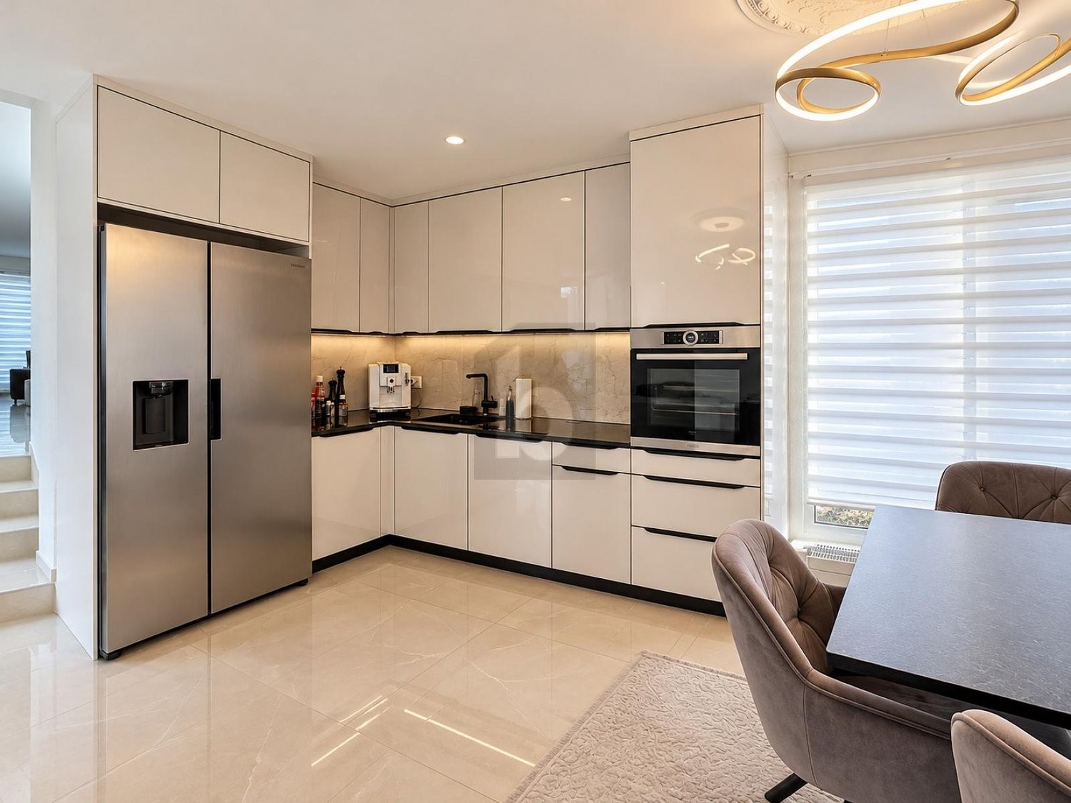 Casa a schiera di 5 ½ locali, foto 4 di 4