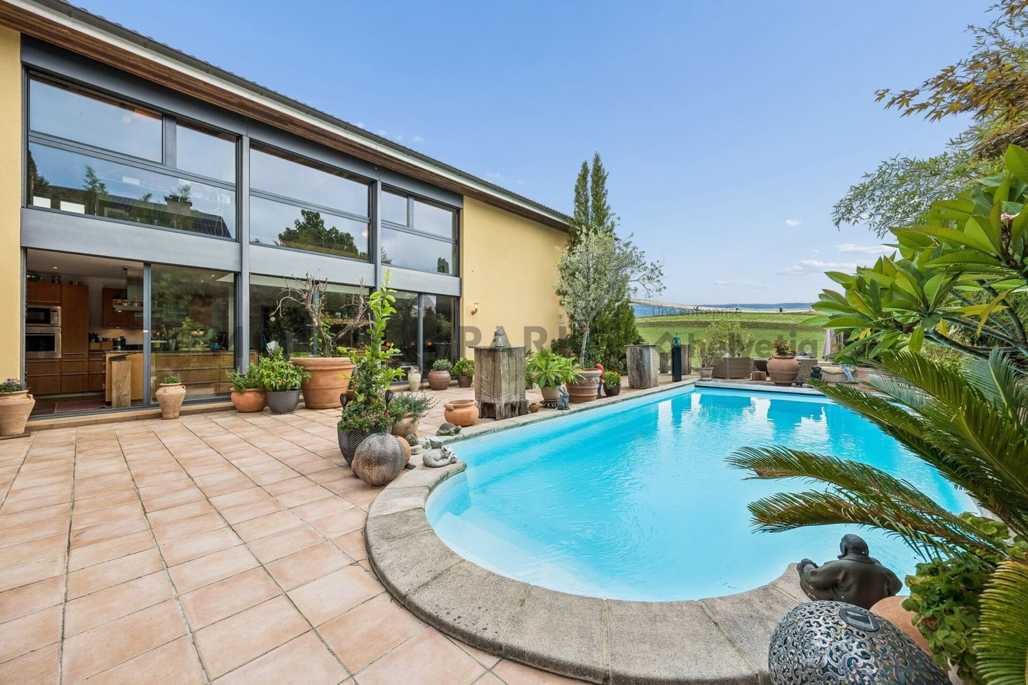 4 ½ Zimmer Einfamilienhaus, Foto 2 von 10