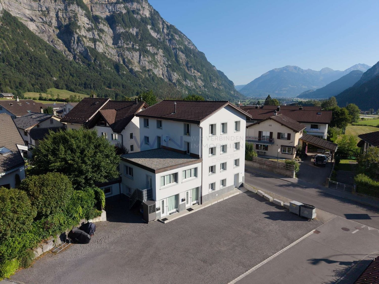 10 rooms multi family house