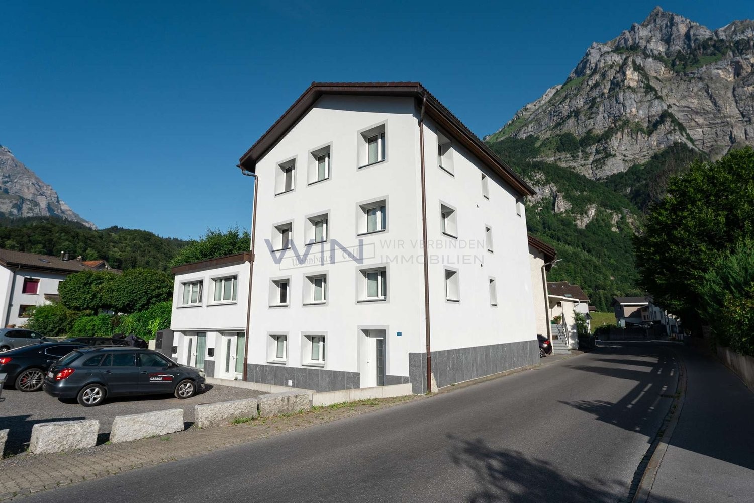 10 rooms multi family house