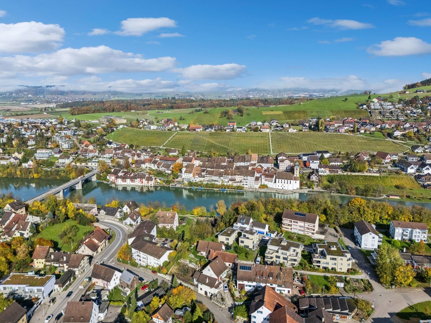 310m² building land