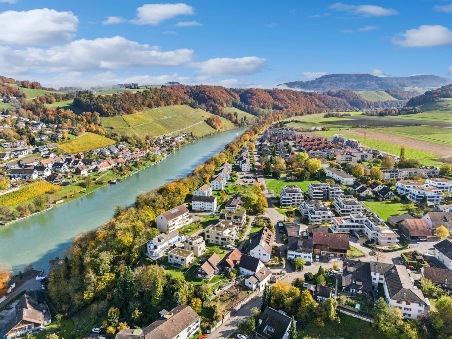 310m² building land