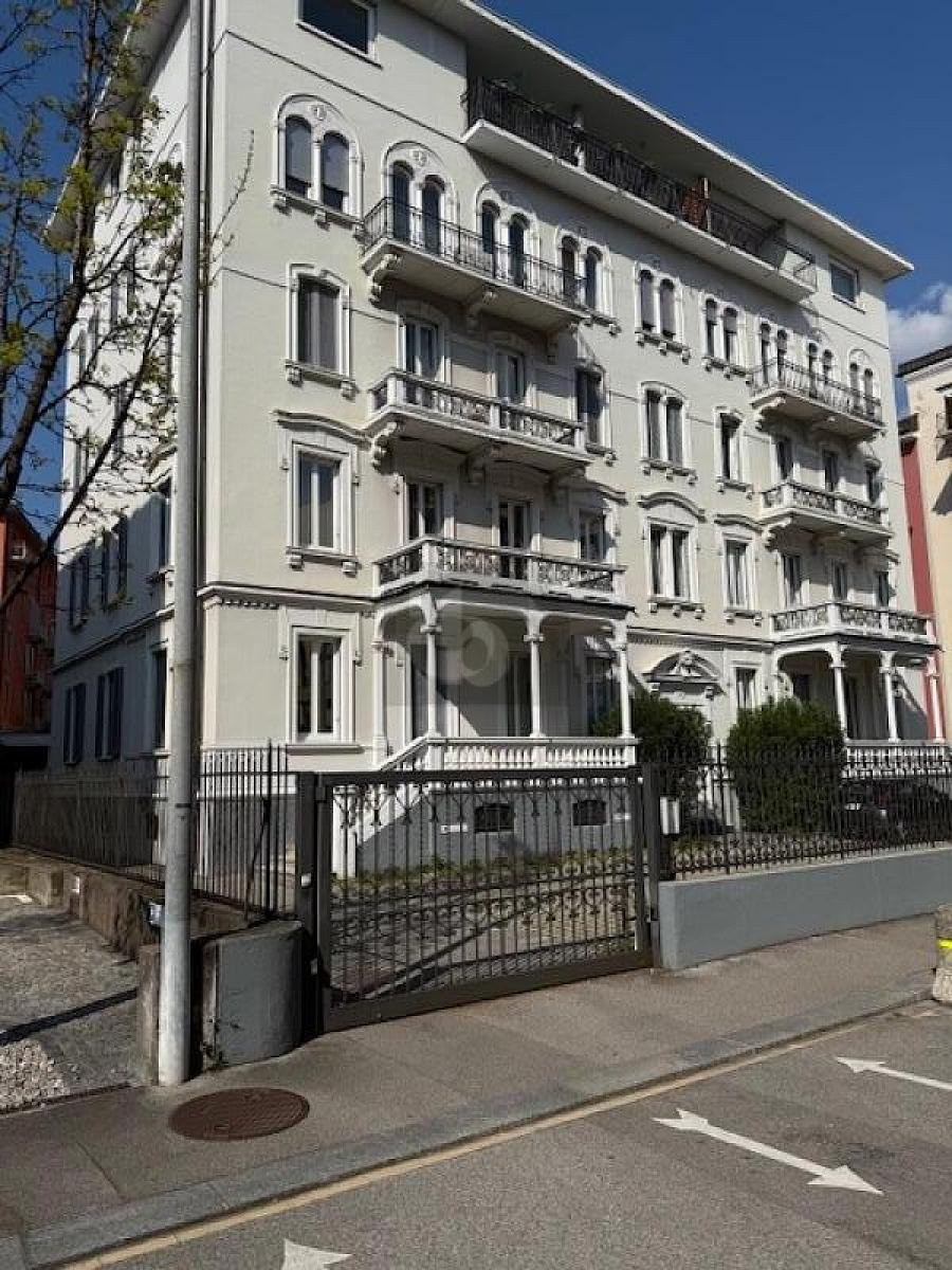 2058m² Wohn- / Geschäftshaus