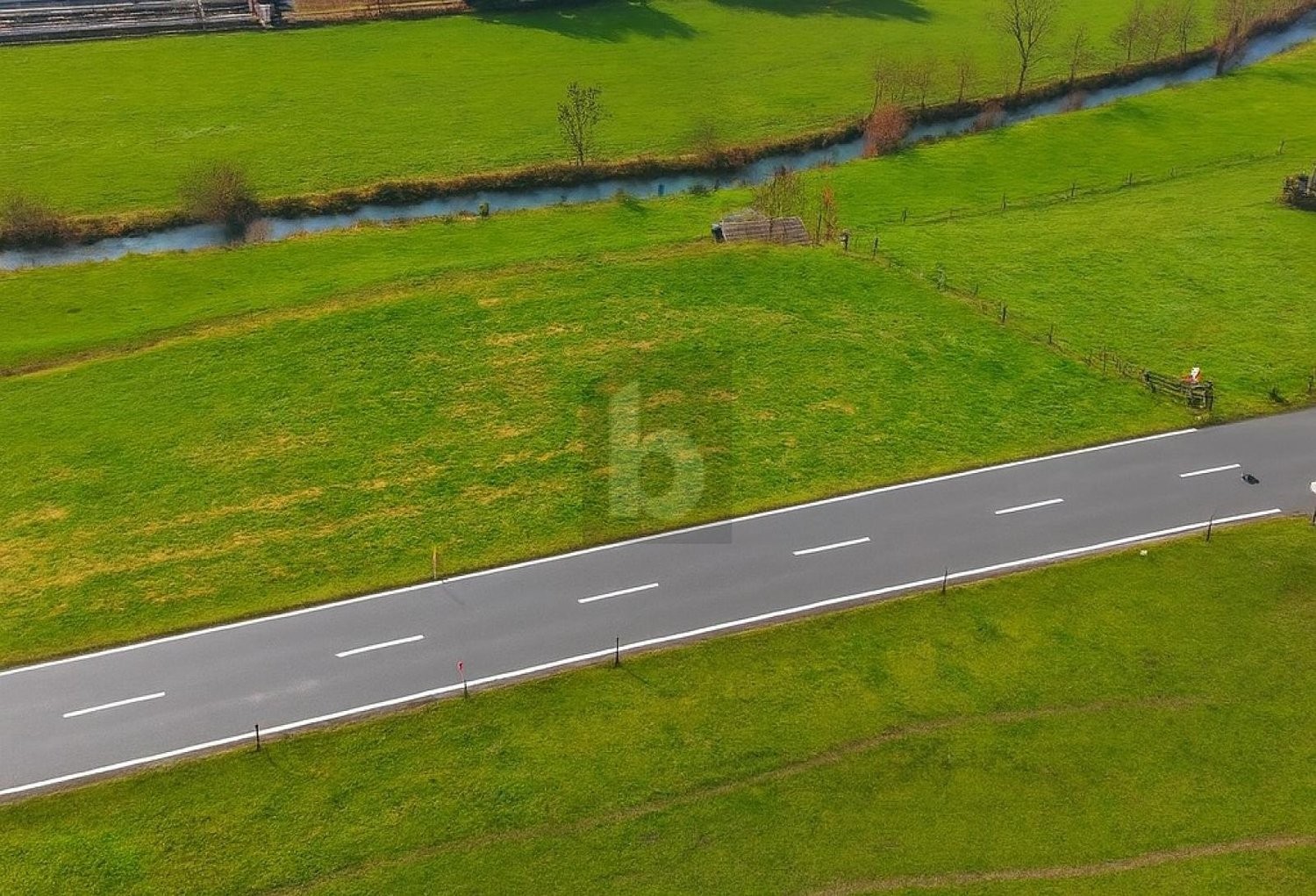 1767m² building land, Foto 3 von 3