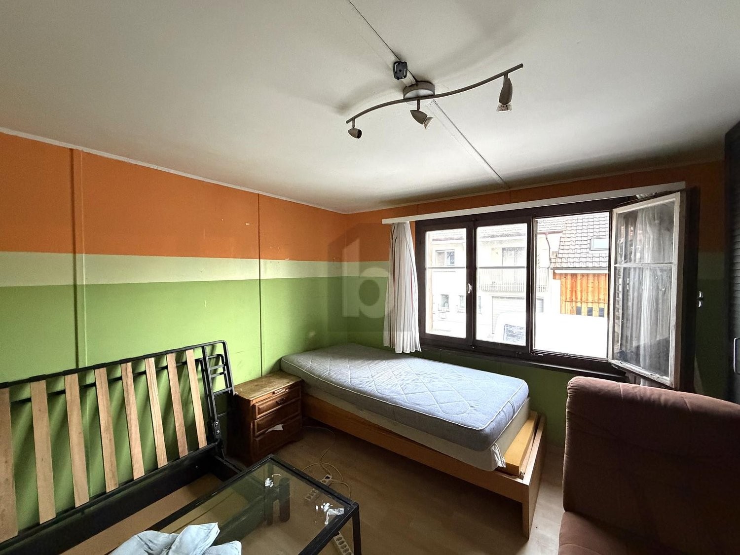 10 rooms multi family house