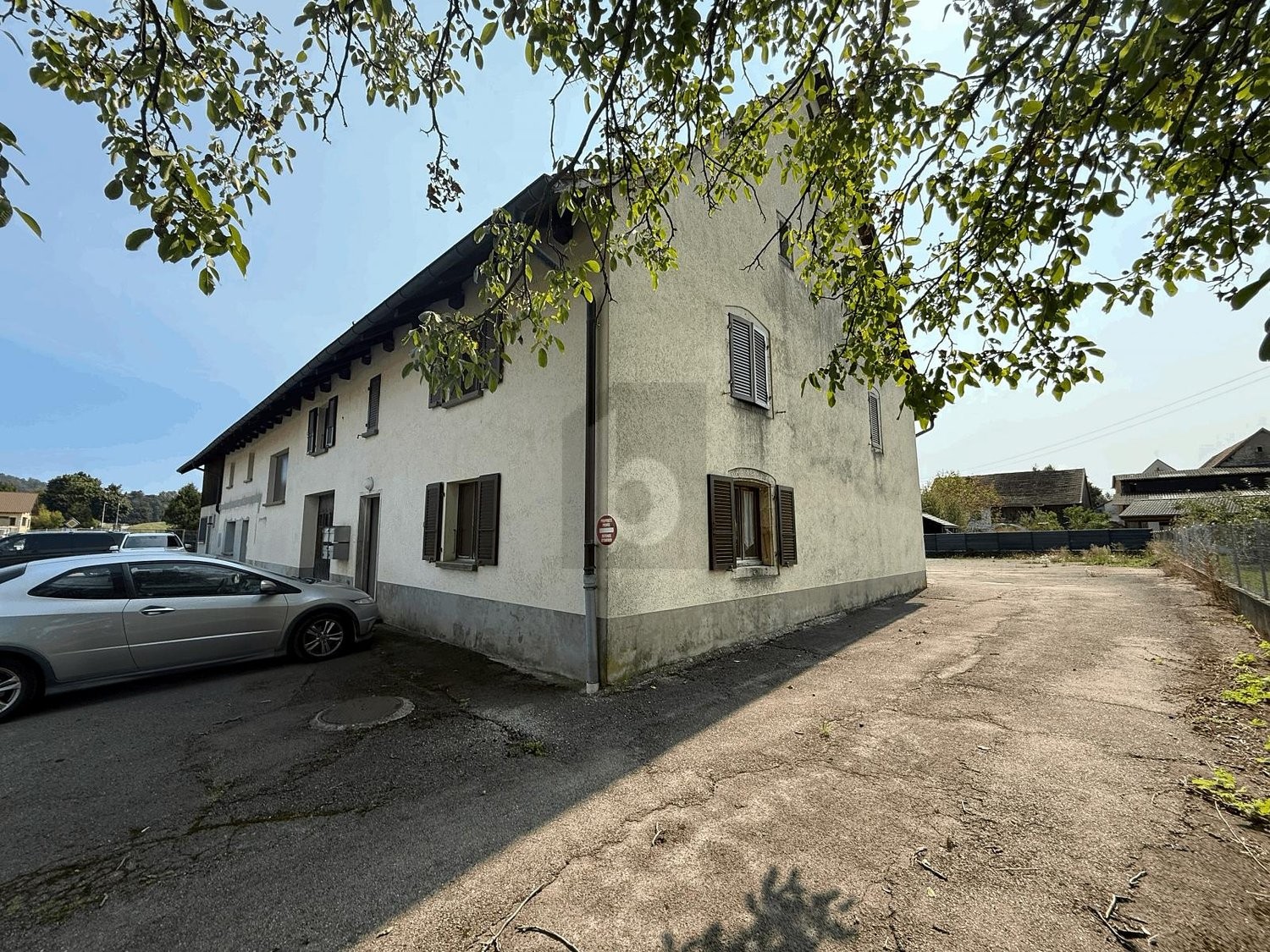 13 rooms multi family house