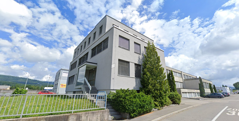 Objet industriel de 2340m²