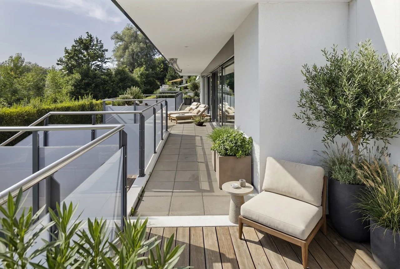 5 ½ rooms terrace flat