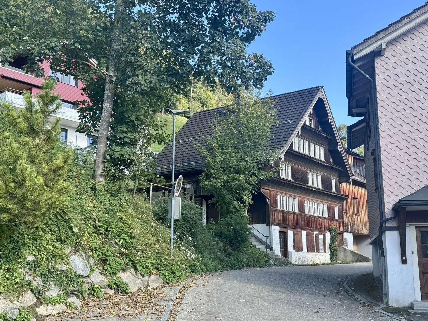 maison multifamiliale de 12 pièces