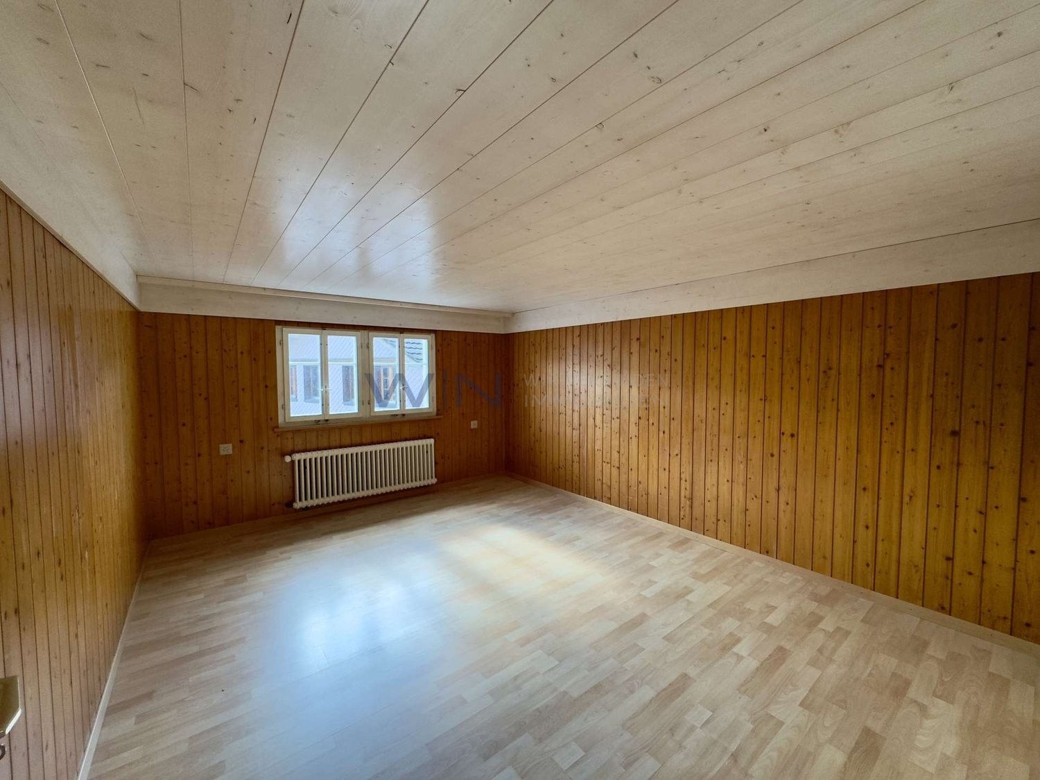 maison multifamiliale de 12 pièces