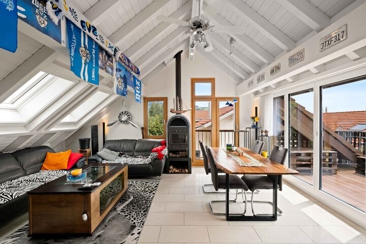 4 ½ rooms attic flat