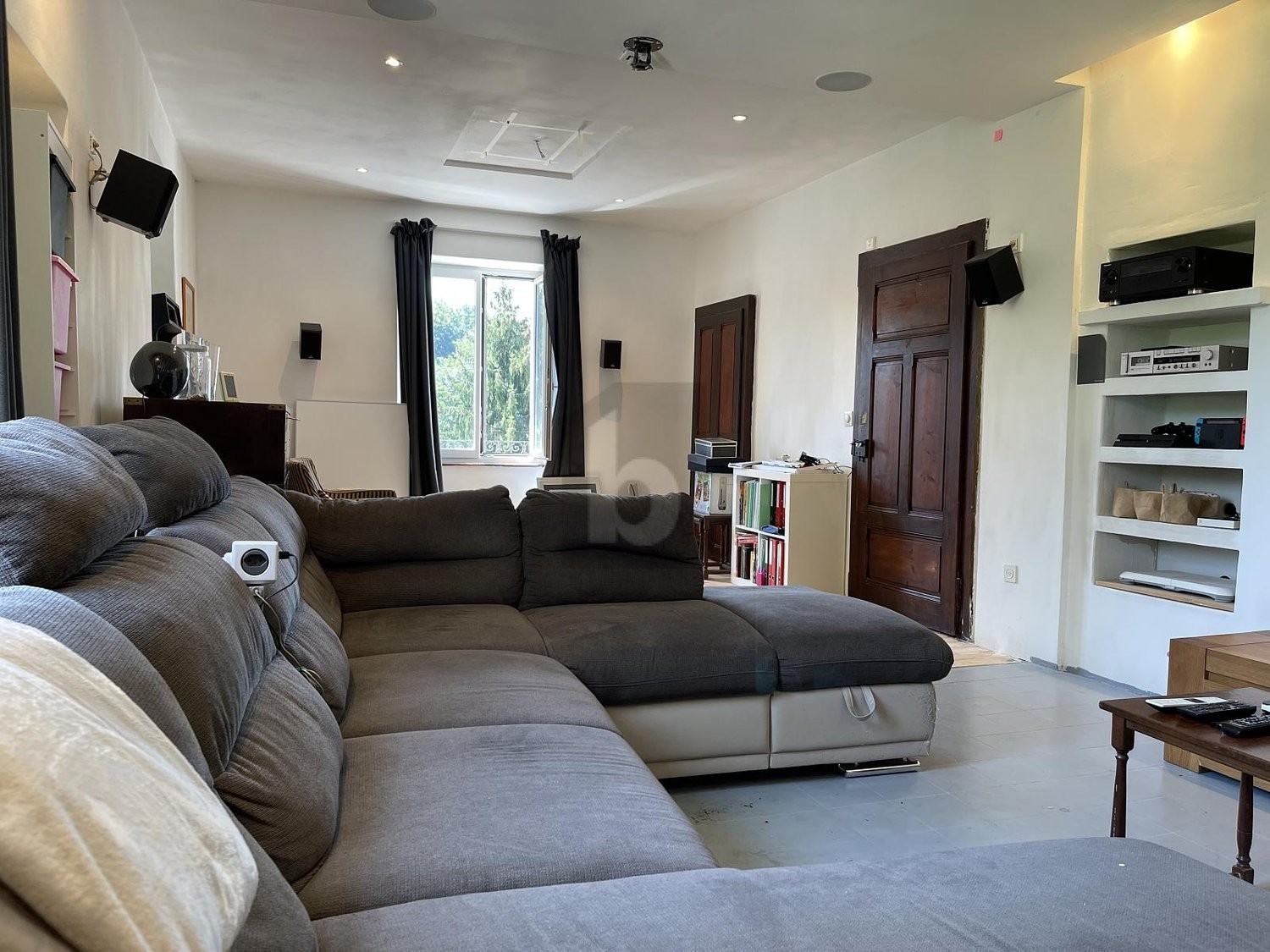 Maison individuelle de 7 pièces, photo 1 sur 4