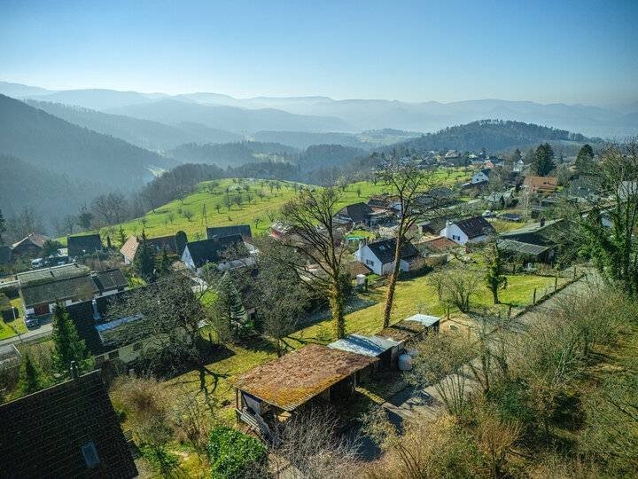 1774m² building land