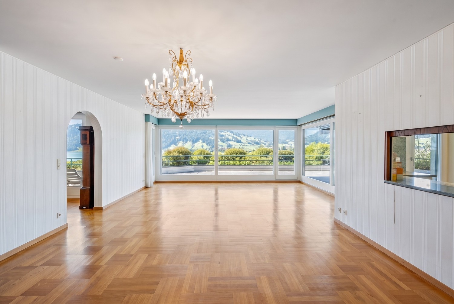 5 ½ rooms terrace flat
