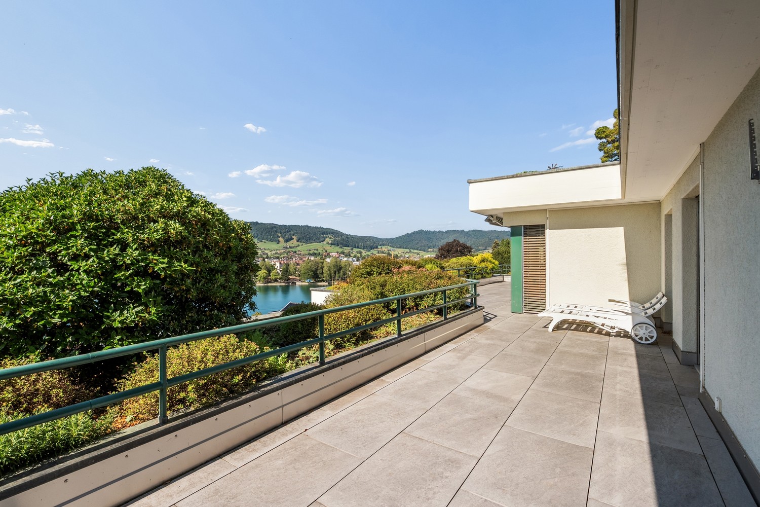 5 ½ rooms terrace flat