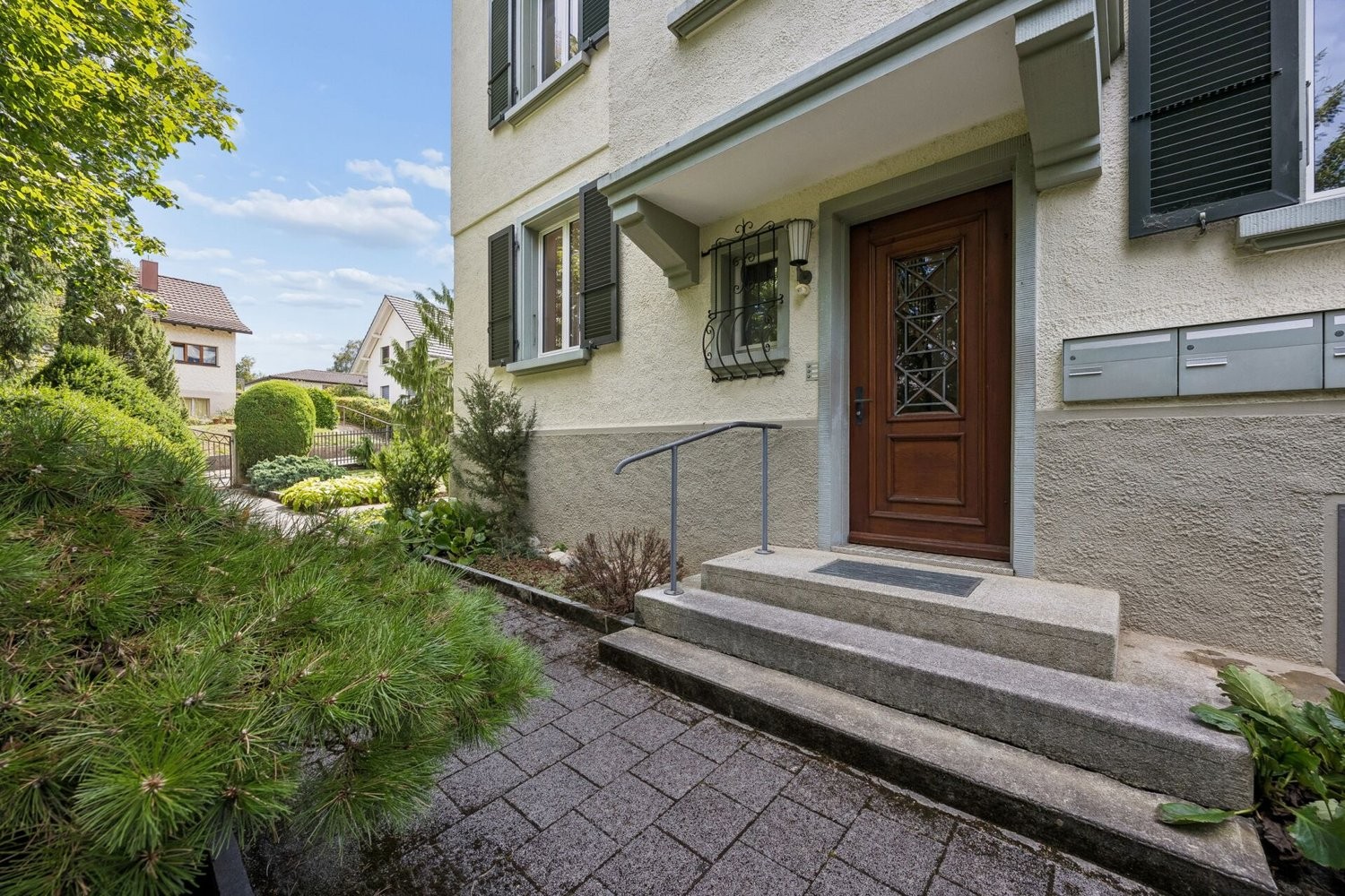 10 ½ rooms multi family house