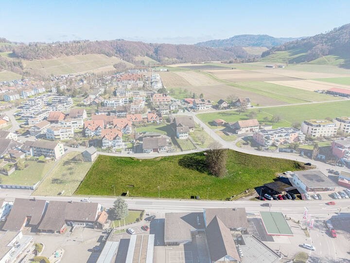 6884m² building land