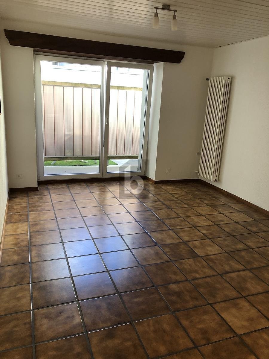 20 rooms multi family house