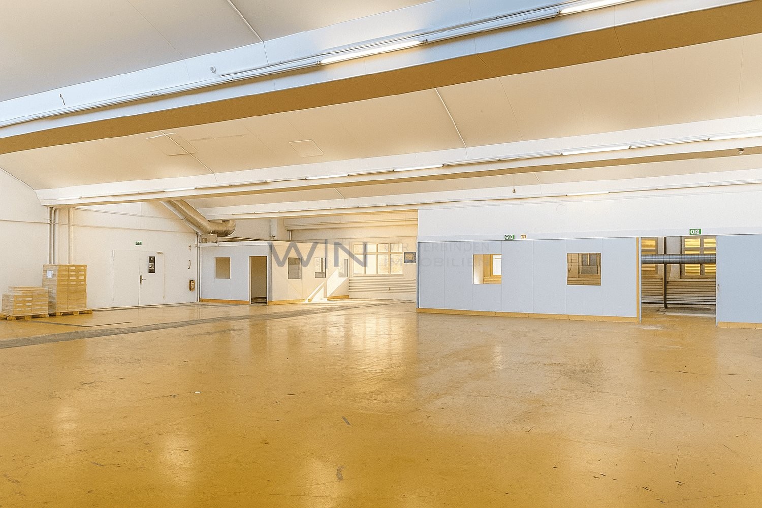 4880m² commercial