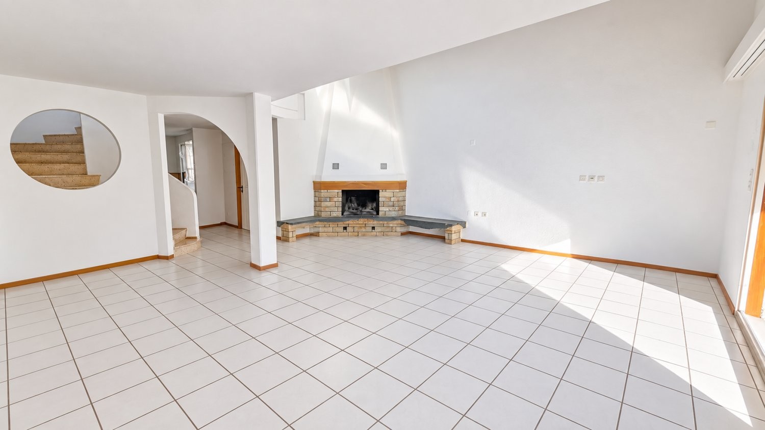 Appartamento mansardato di 5 ½ locali, foto 5 di 10
