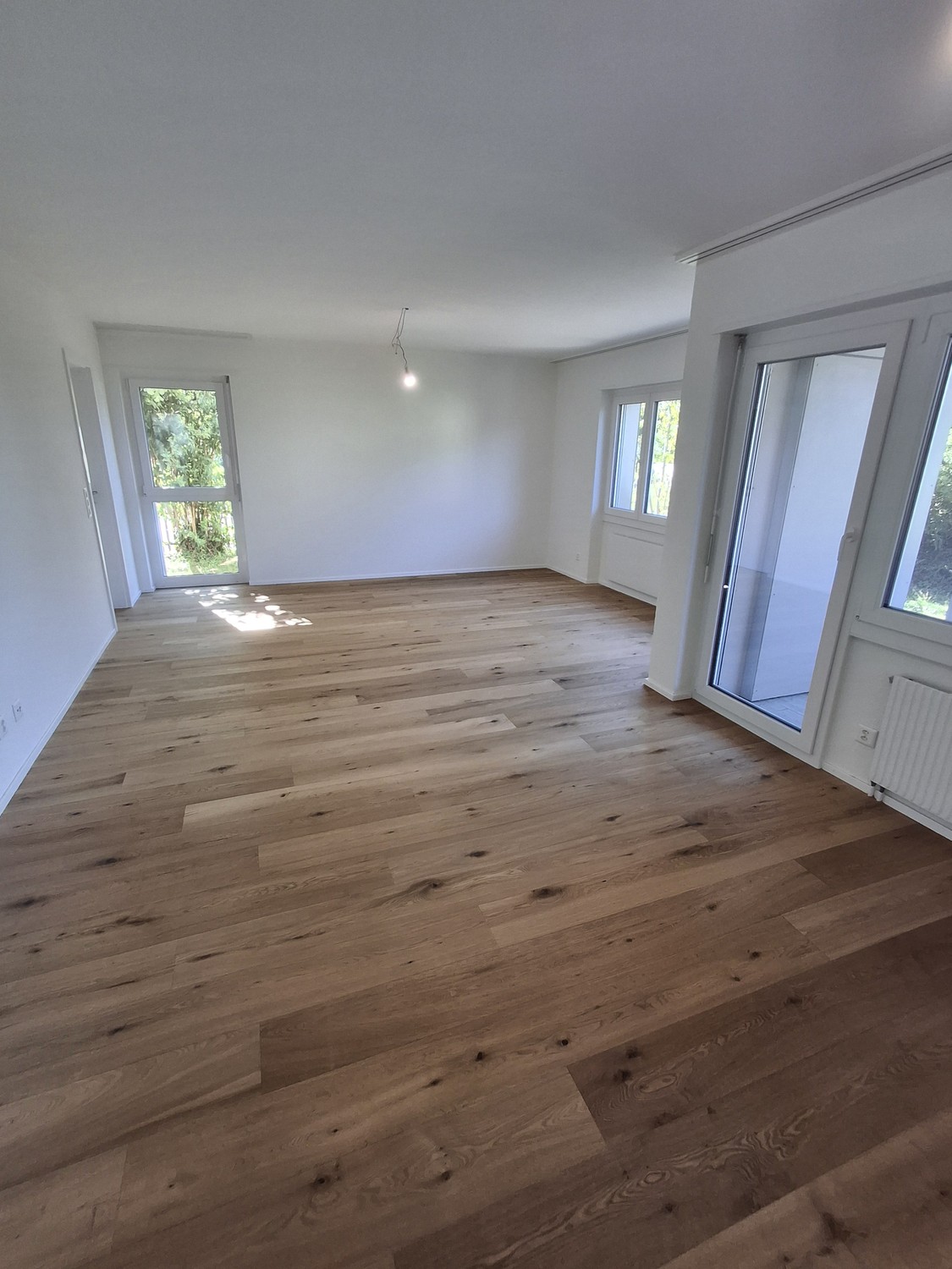 5 rooms apartment
