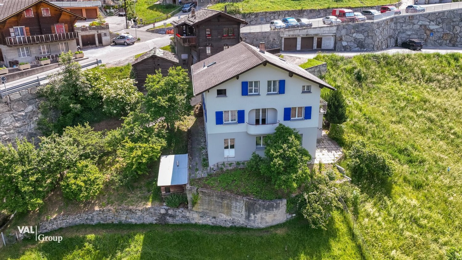 9 rooms single house, Foto 2 von 10