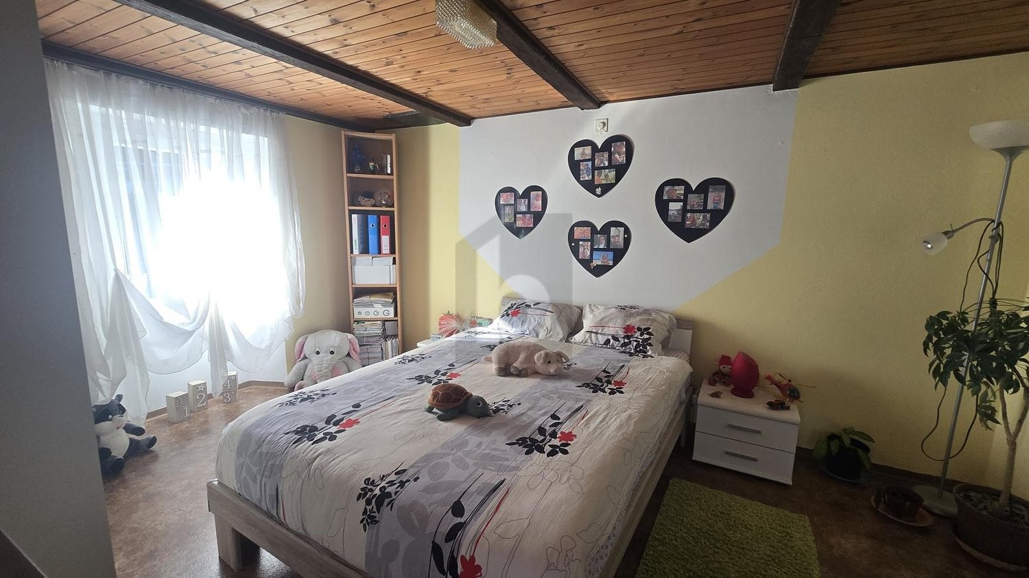 6-Zimmer-Einfamilienhaus