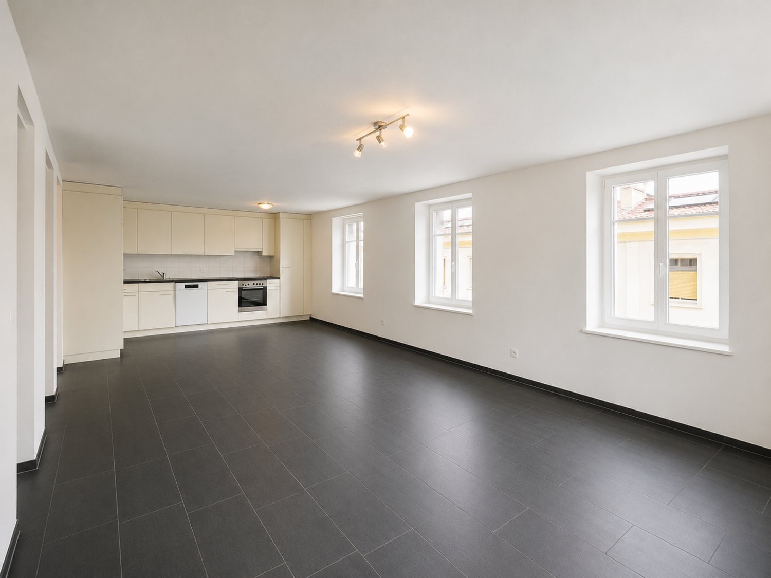 Maison de rapport de 12 ½ pièces, photo 4 sur 10