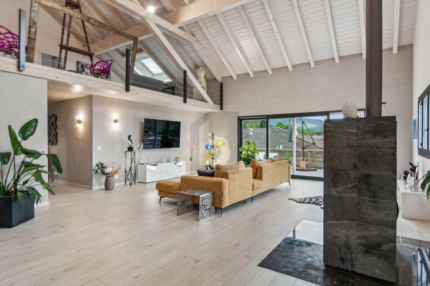 villa di 6 locali, foto 3 di 4