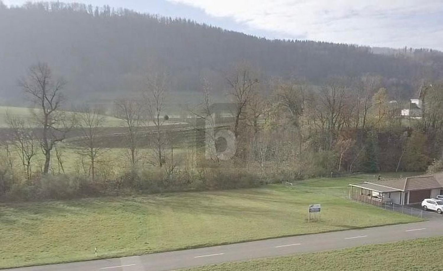 1630m² building land