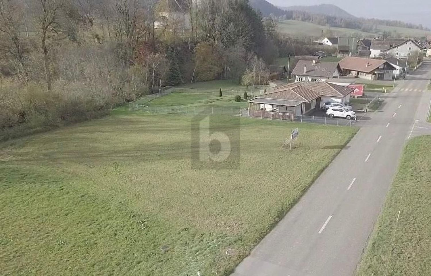 1630m² building land
