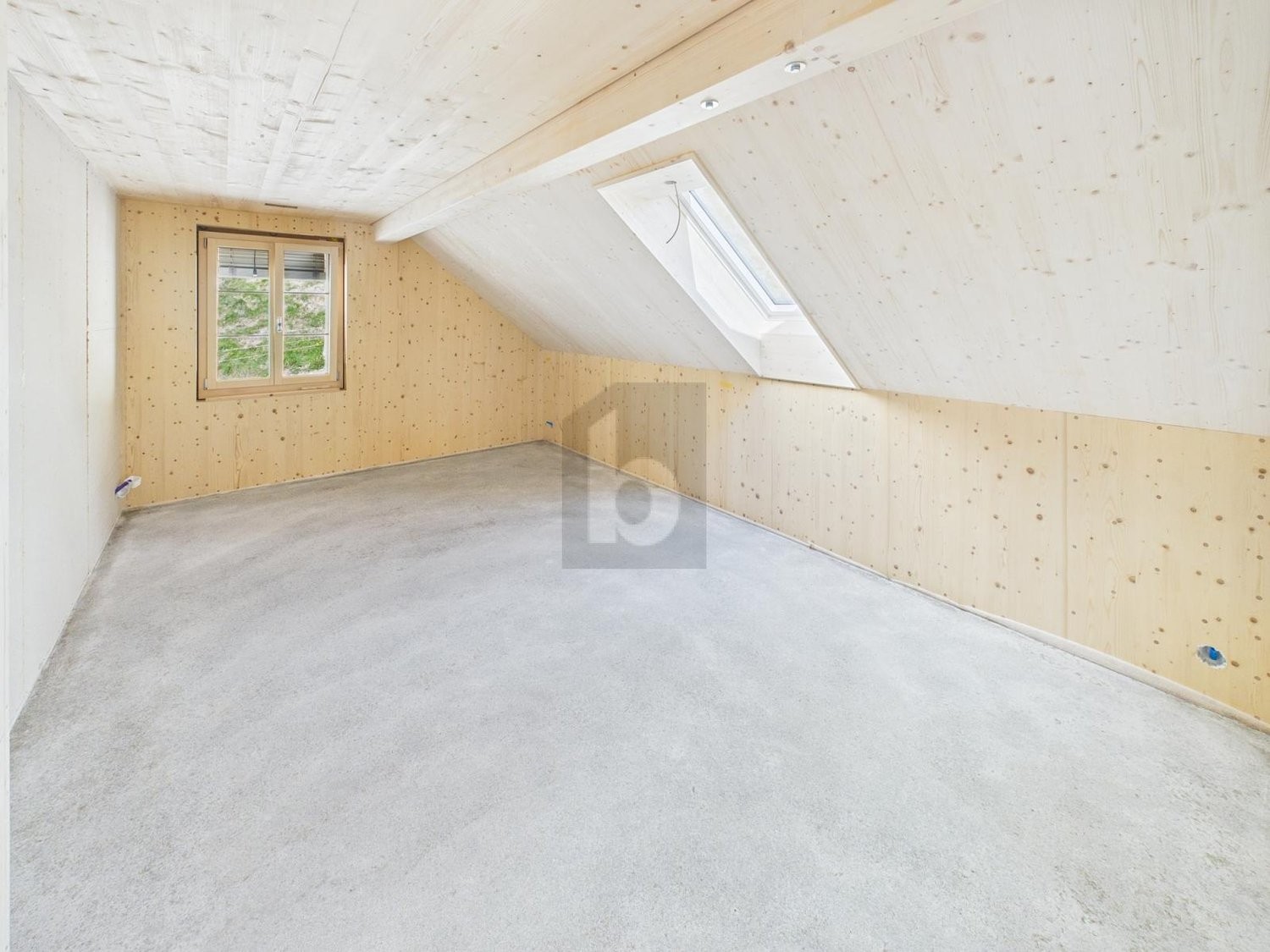 2 ½ rooms roof flat, Foto 3 von 4