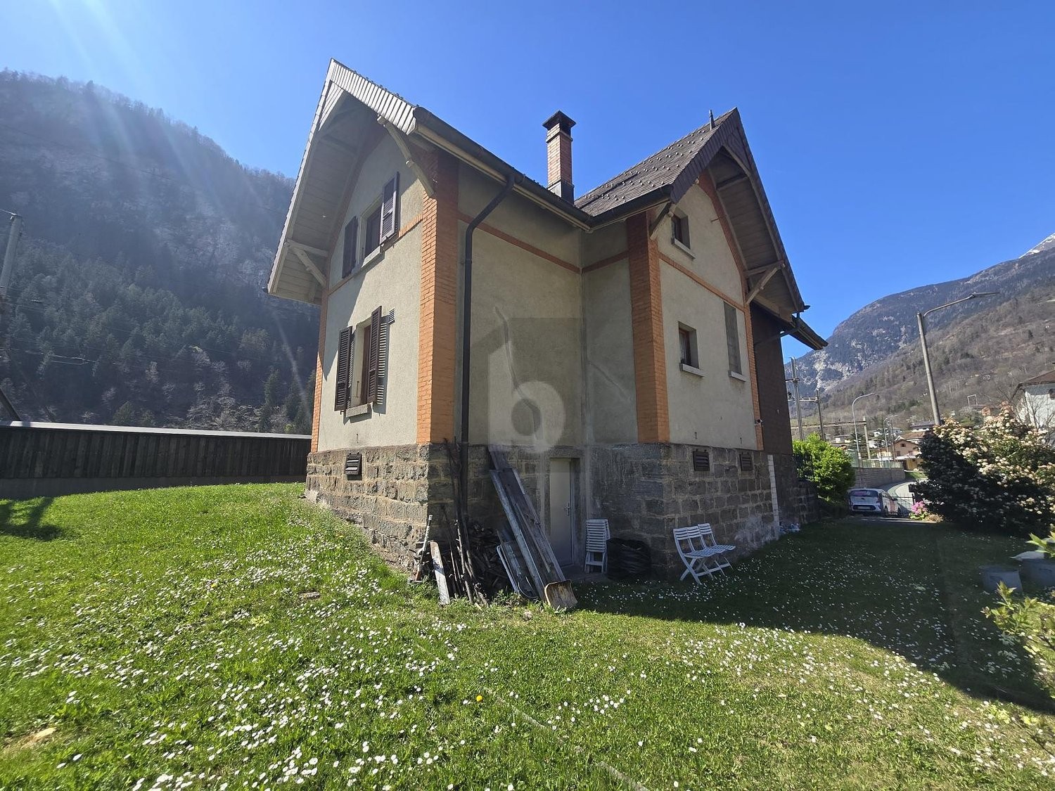 7 Zimmer Einfamilienhaus, Foto 3 von 3