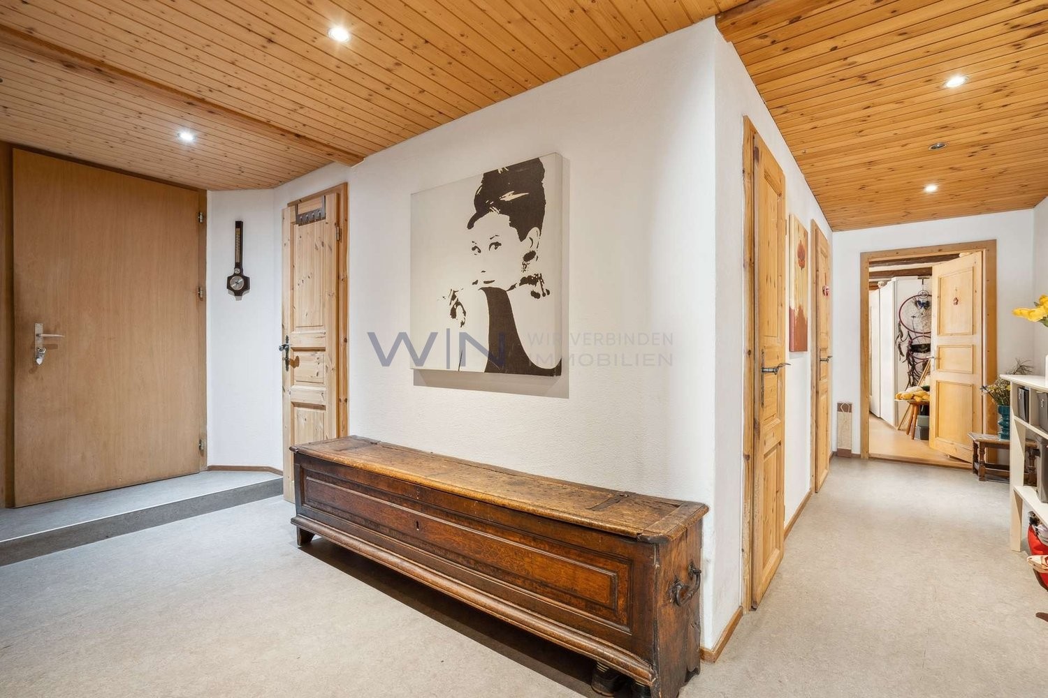 19 ½ rooms multi family house