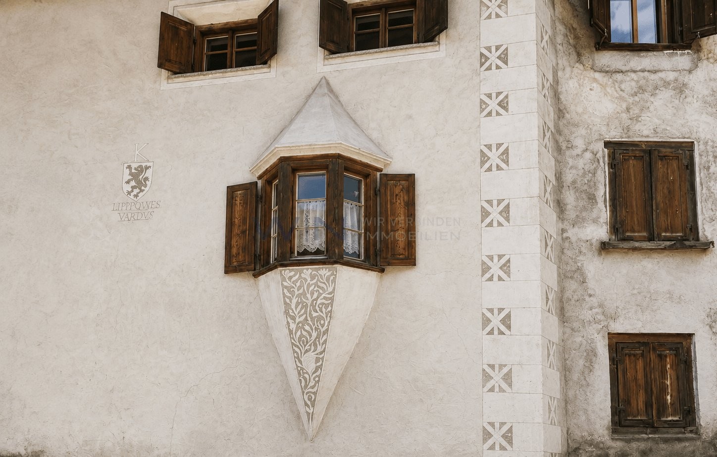 19 ½ rooms multi family house