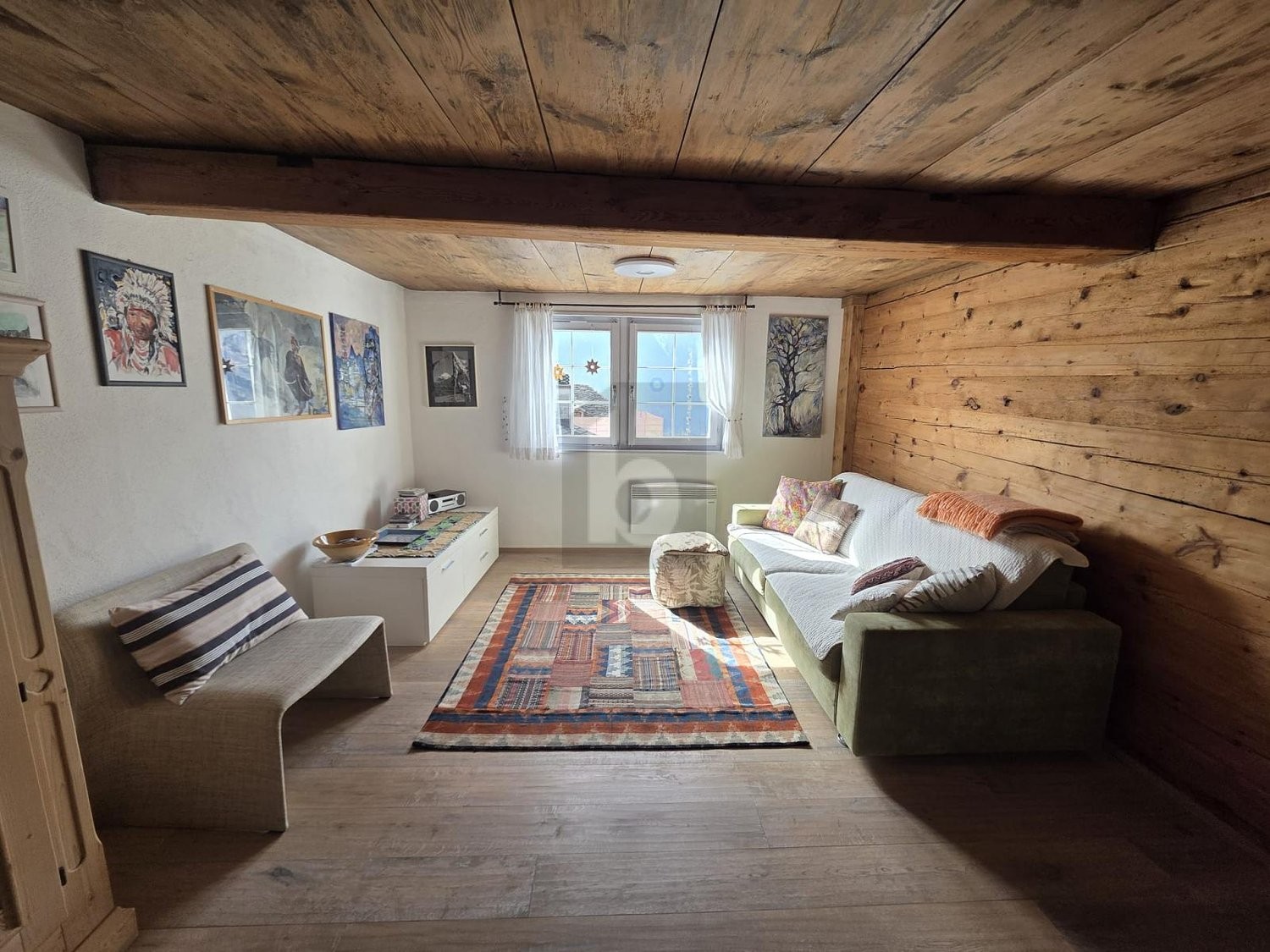 6 ½ Zimmer Einfamilienhaus, Foto 2 von 4