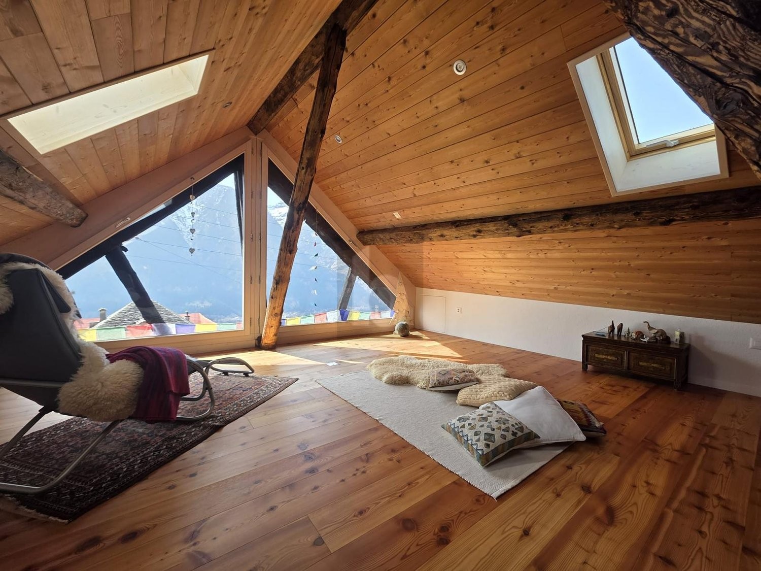 6 ½ Zimmer Einfamilienhaus, Foto 1 von 4