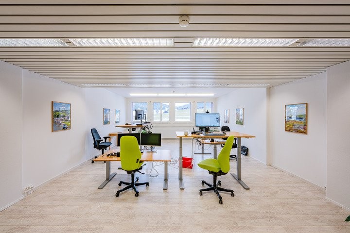 3264m² commercial