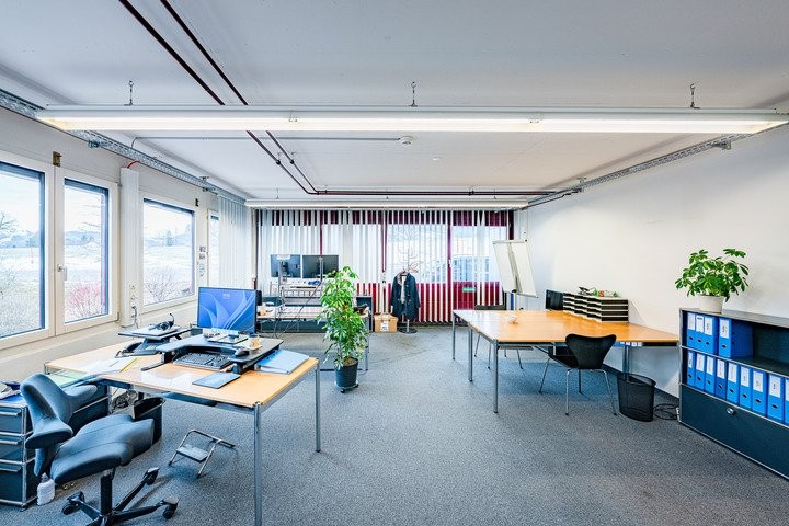 3264m² commercial